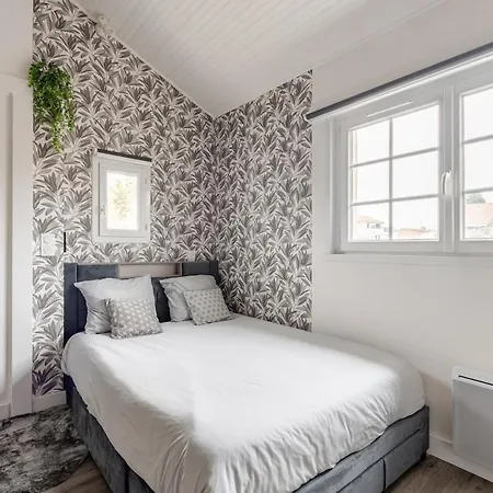- Les Herbiers, France Apartment Les Herbiers
